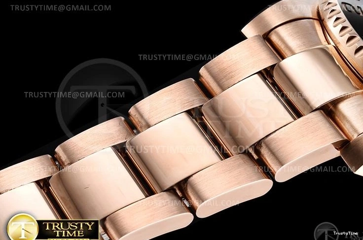 0521 ROLGMT133 – GMT II Snug 968